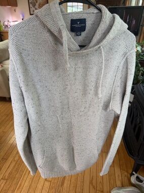 American Eagle Outfitters Men's Light Heather Gray Crewneck Hoodie Sweater